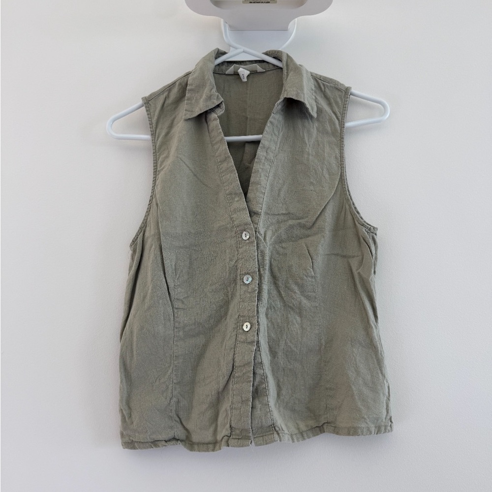 H&M Sleeveless Collared Button-Front Linen Blend Top in Olive Green